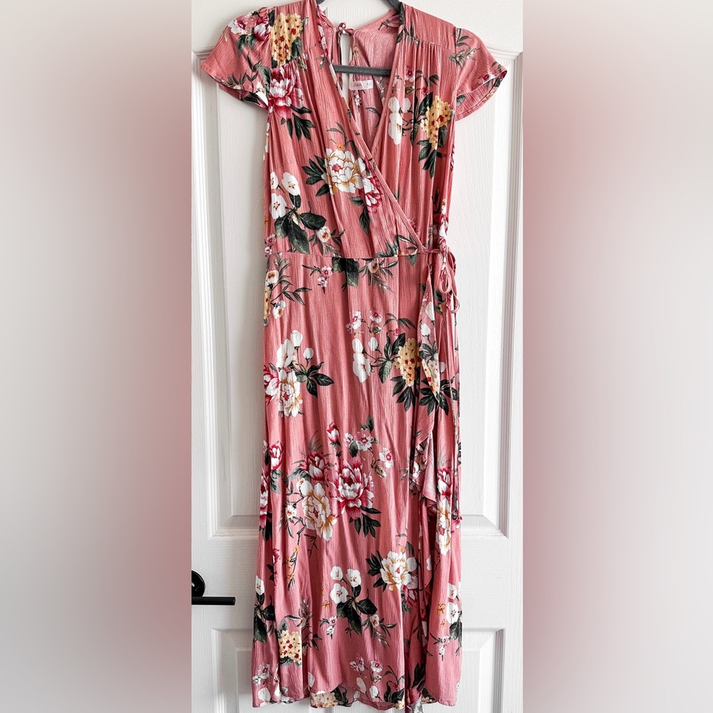 Floral pink dress